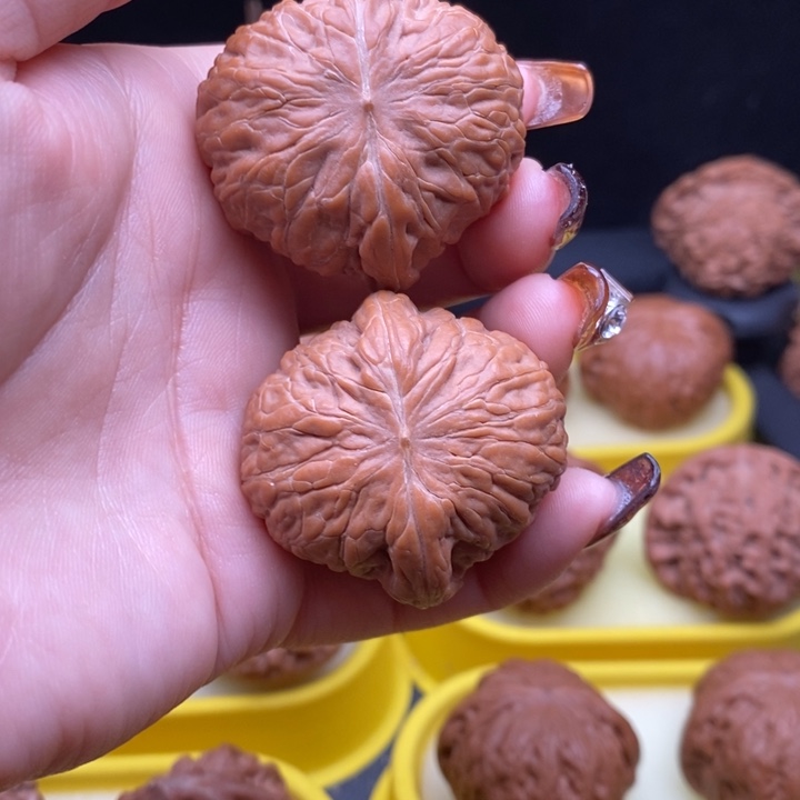 小***年把件文玩核桃铁锤