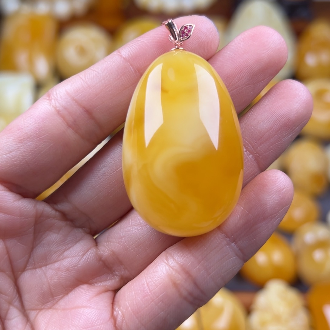 琥珀颈饰未镶嵌纯天然琥珀蜜蜡无优化