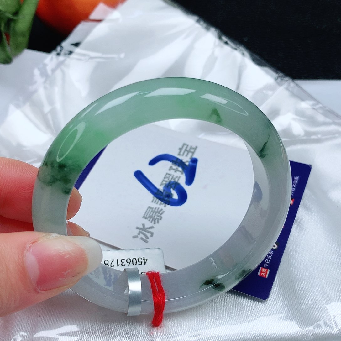 翡翠手镯未镶嵌缅甸天然a货翡翠