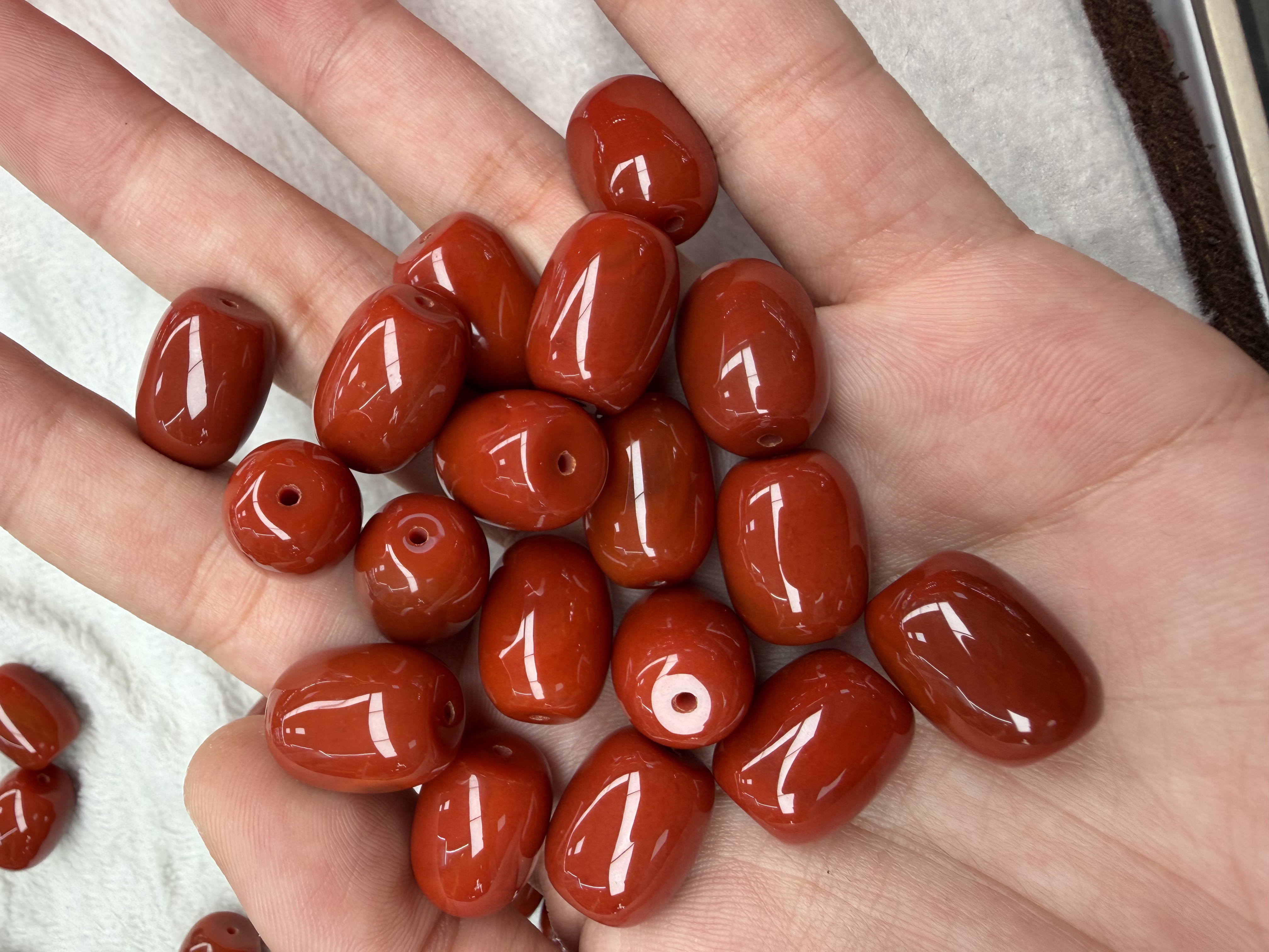 南红玛瑙卡13*18mm桶珠两颗一组瓦西料火焰纹单珠配饰