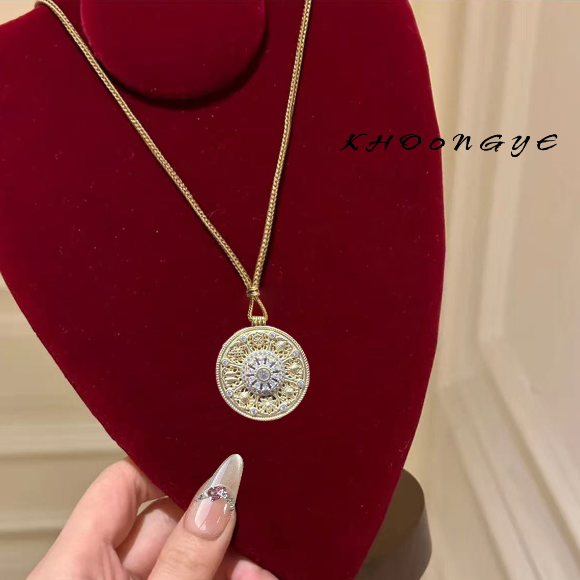 水贝小五首饰 新中式镶钻玫瑰花窗罗盘吊坠国风项链毛衣链