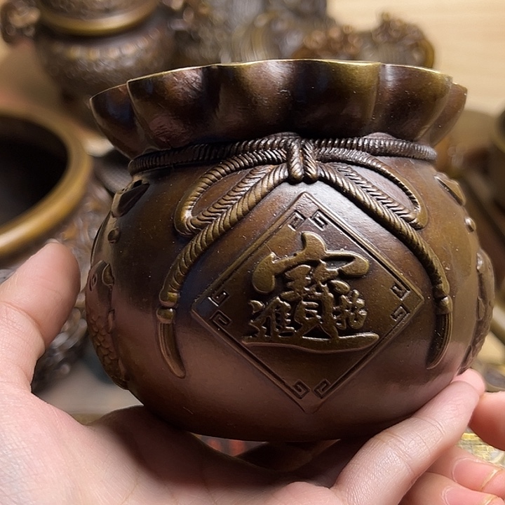 精美铜器，点击下单
