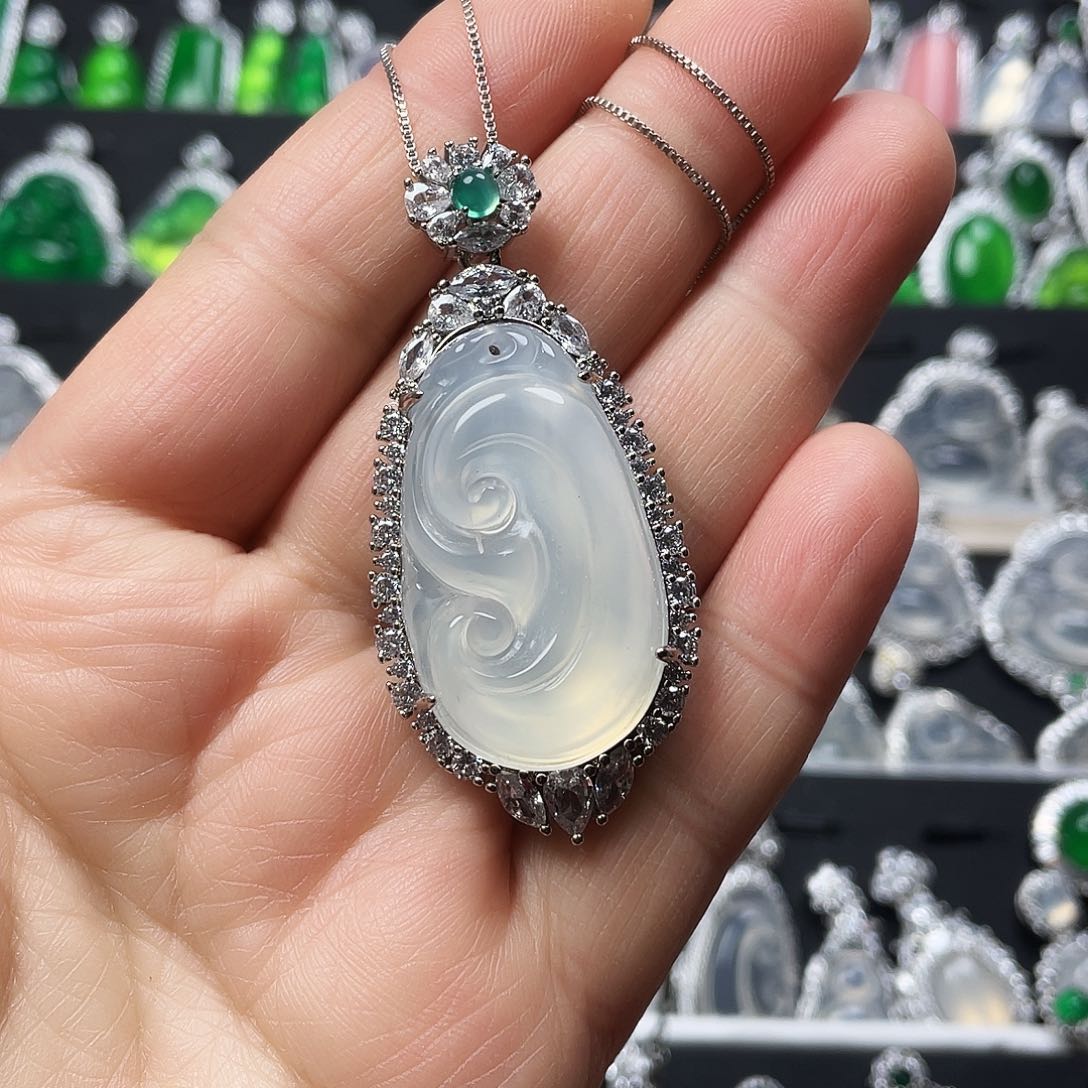 玛瑙/玉髓颈饰合金