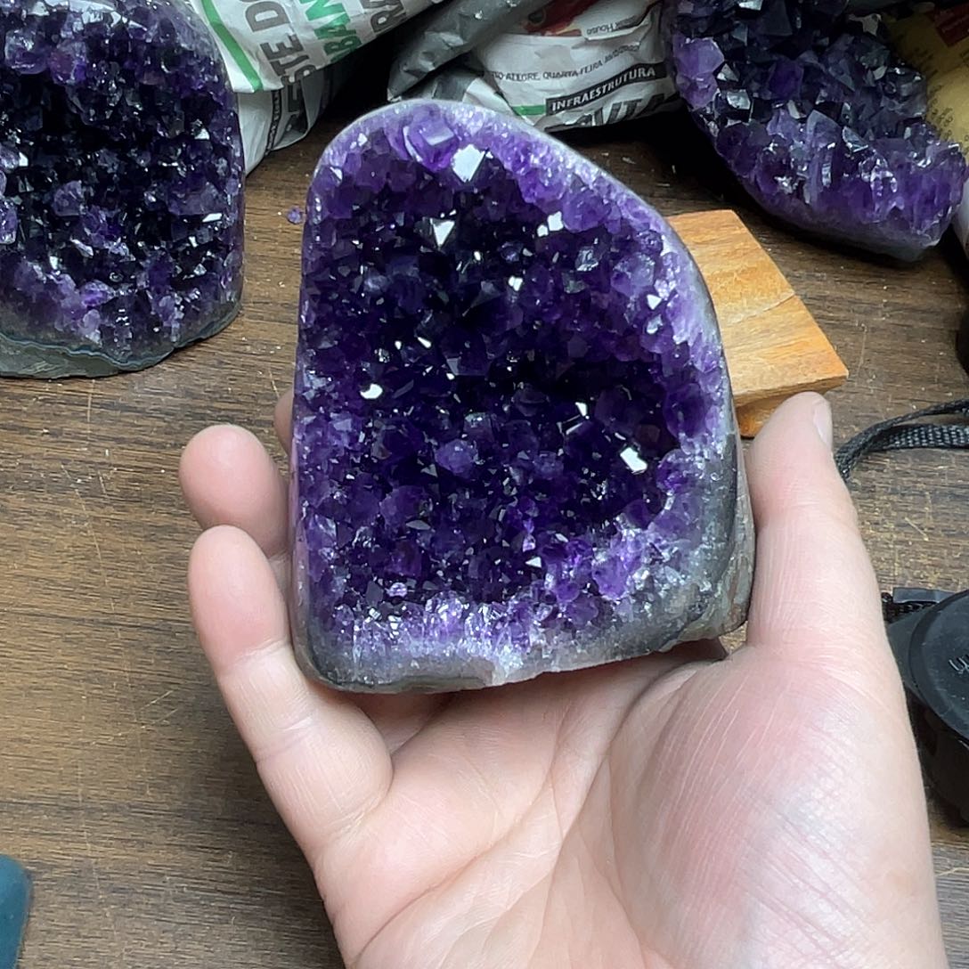 紫晶大型摆件（非配饰）未镶嵌