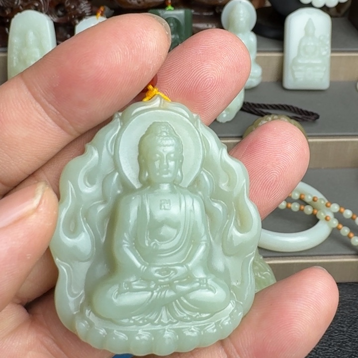 和田玉未镶嵌颈饰