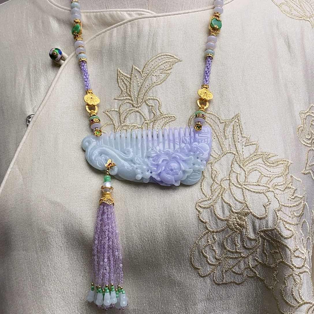 翡翠颈饰未镶嵌天然