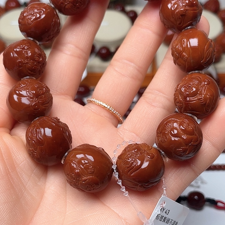 橄榄核手串孫*凱包浆玉化