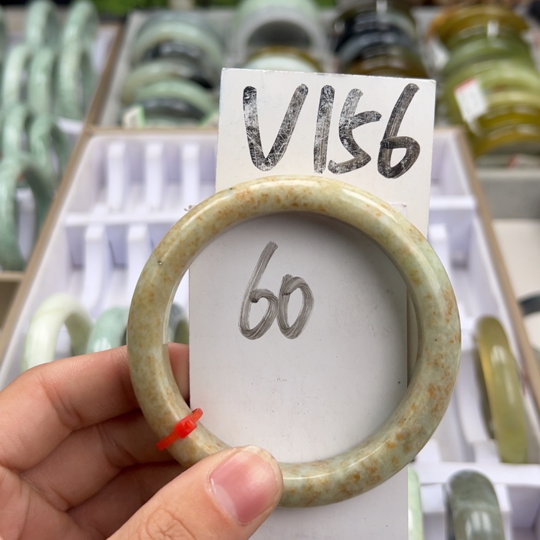 岫玉手镯未镶嵌天然岫玉