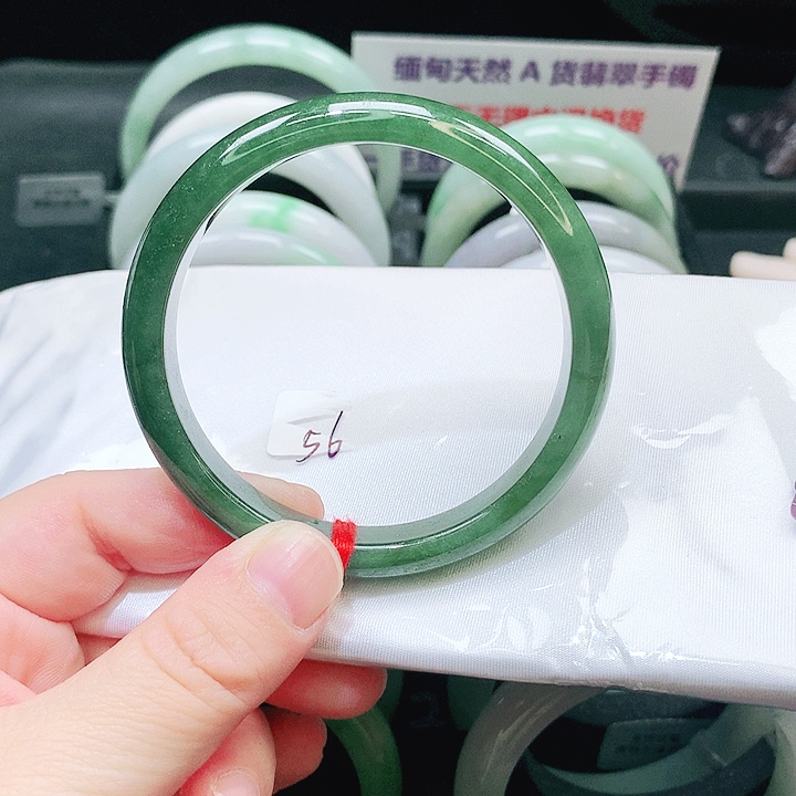 翡翠未镶嵌手镯55
