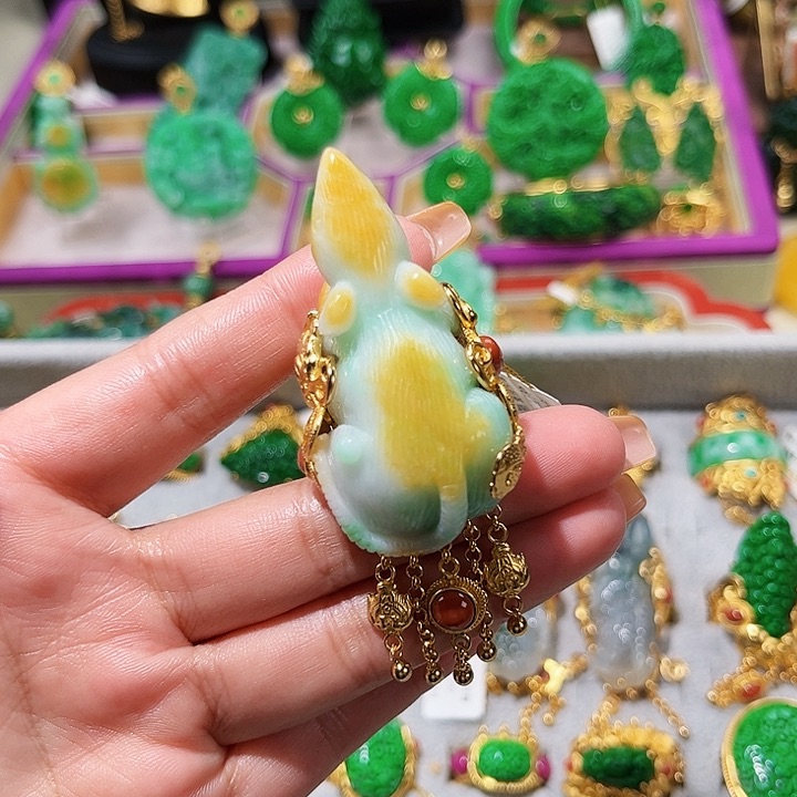 【闪购商品】翡翠戒指银S925镀金镶嵌金钱鼠