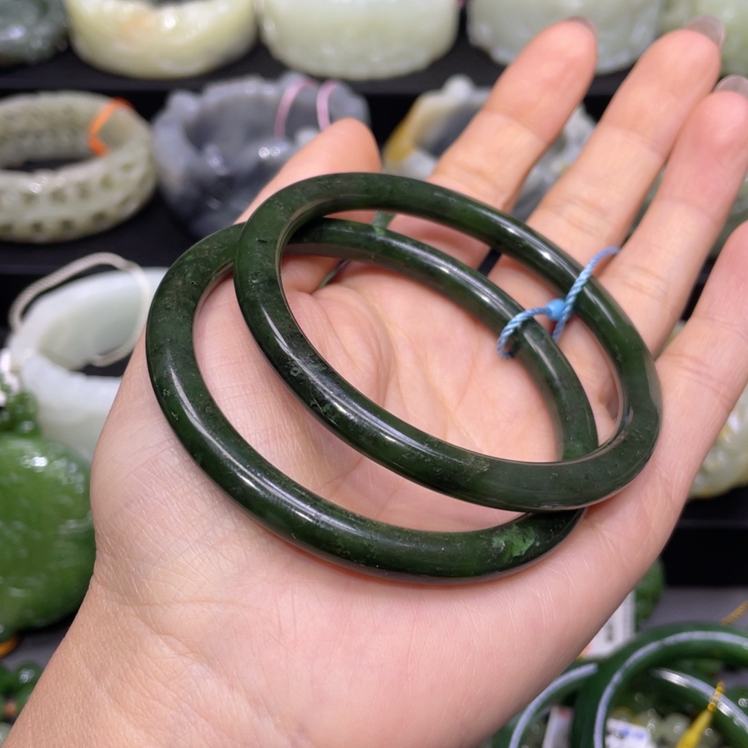 和田玉未镶嵌 手镯59圈口 编号84