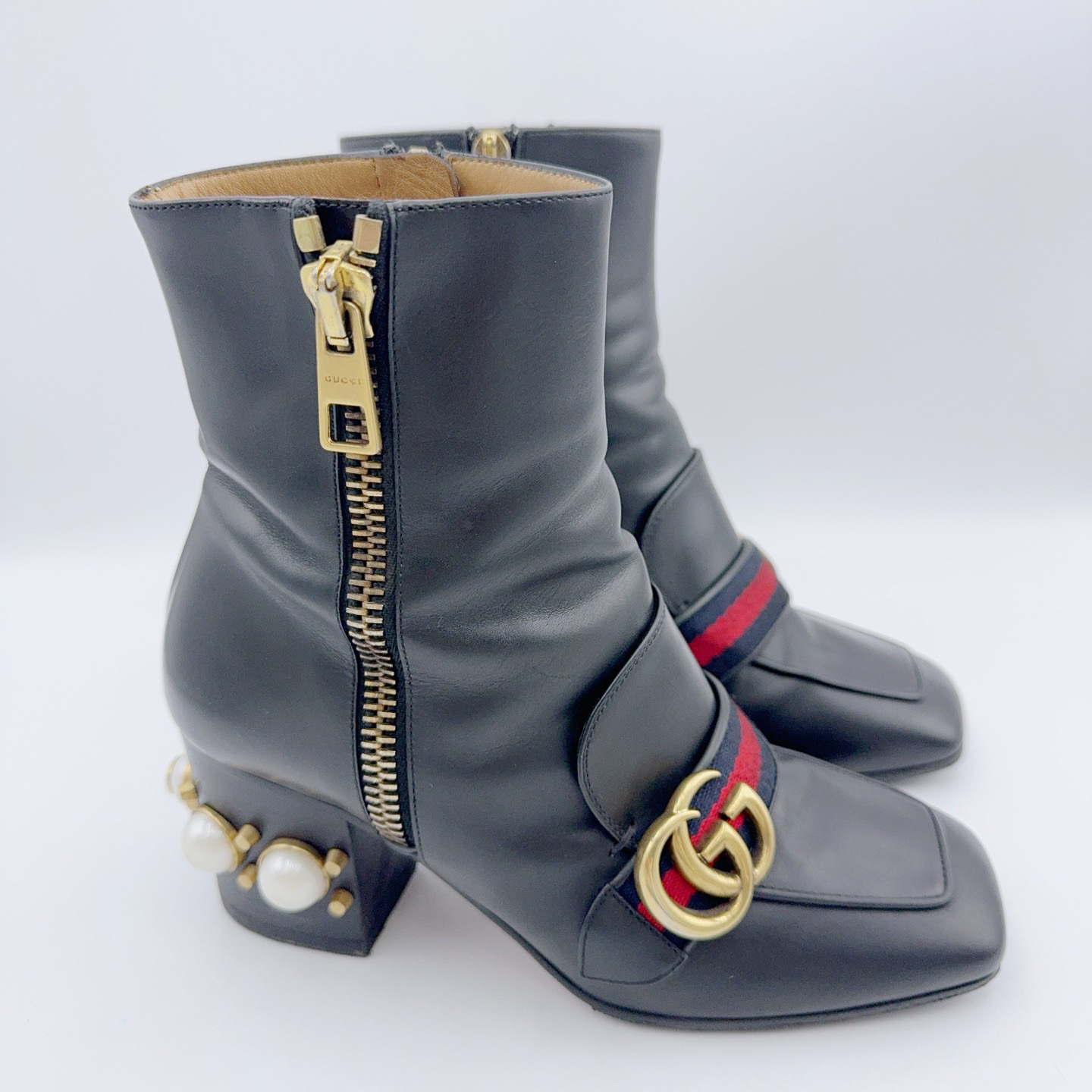 95新 GUCCI/古驰 35码/黑色珍珠高跟短靴/02173