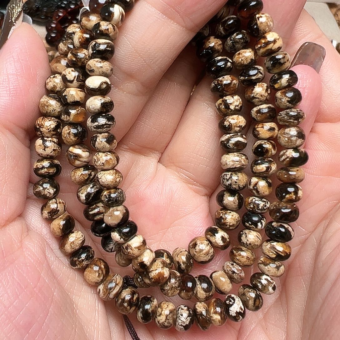 阳***阳琥珀未镶嵌裸石抚顺琥珀20681六