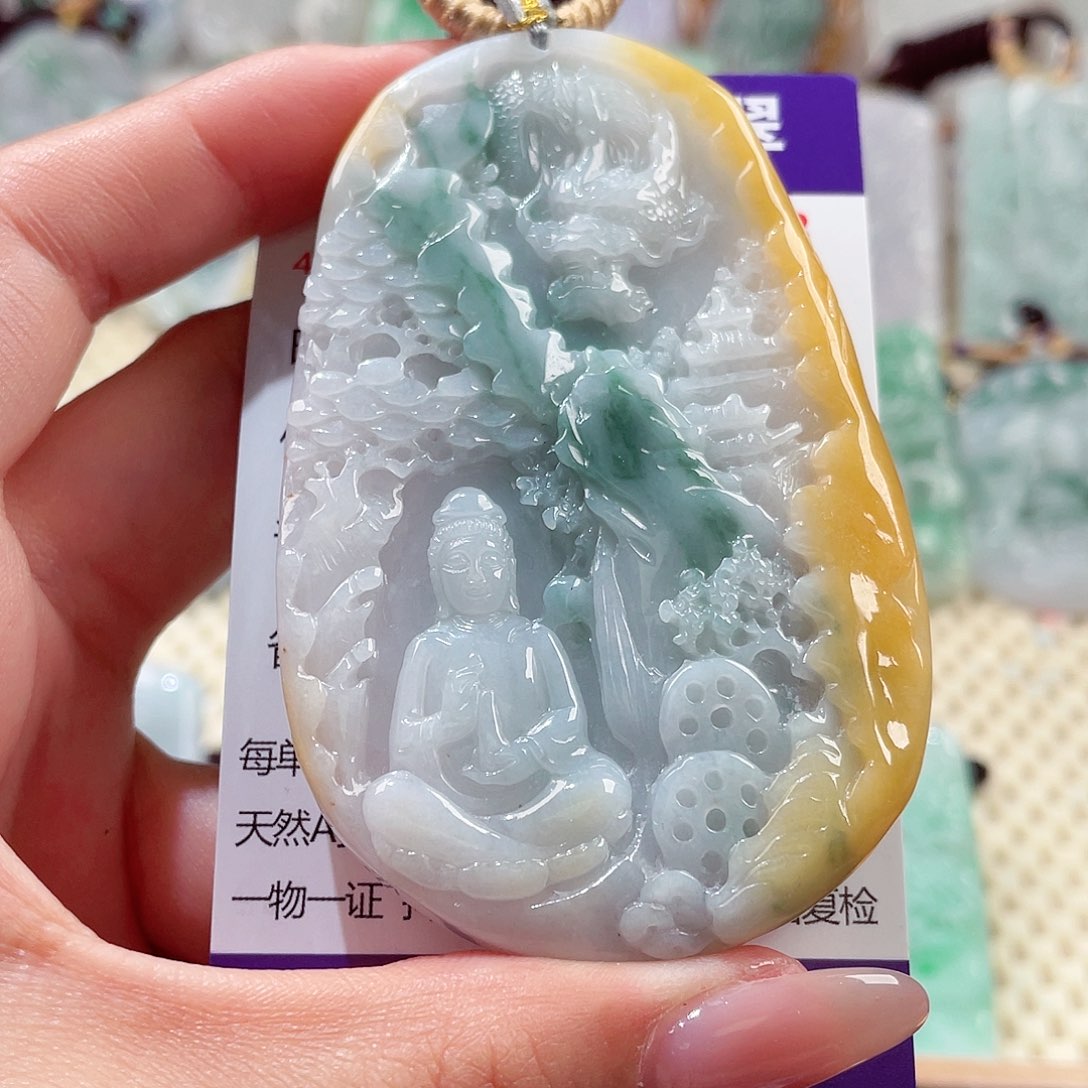 翡翠未镶嵌颈饰观音