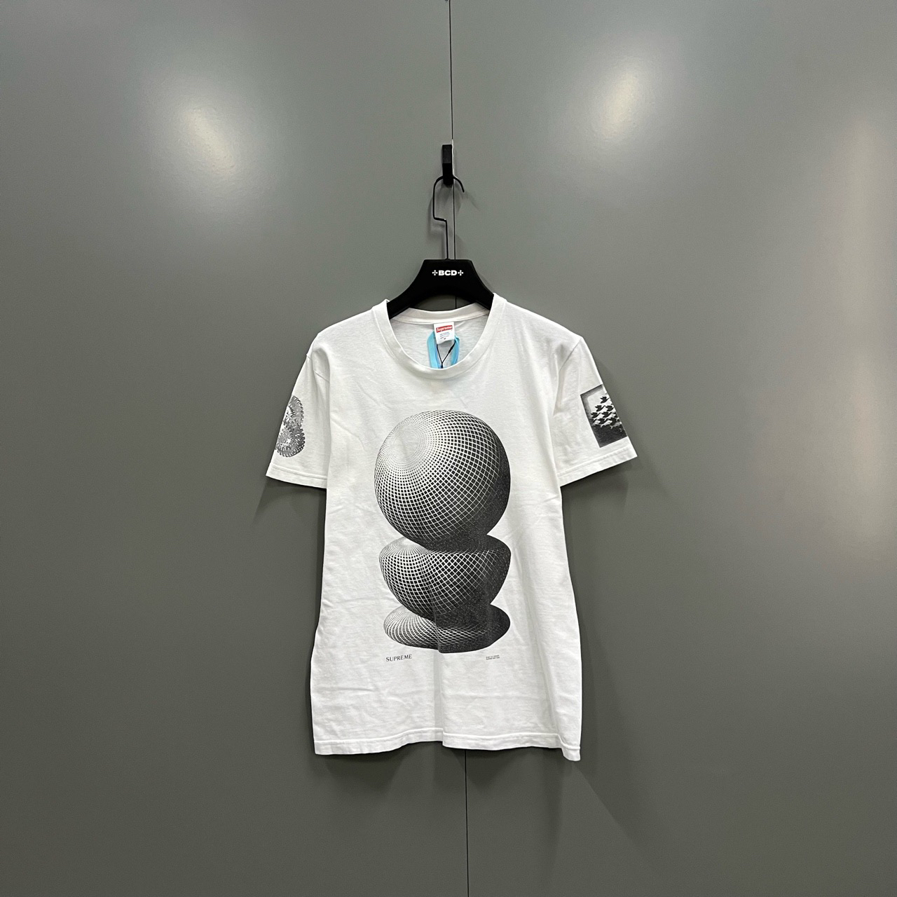 95新 Supreme （cc）三维球体印花短袖 M码/202846
