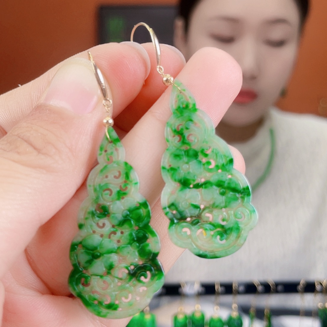 翡翠18K金镶嵌耳饰
