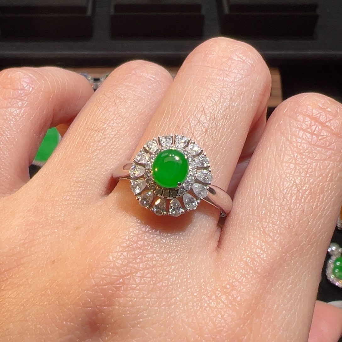 翡翠戒指18K金镶嵌收到货48小时鉴赏期