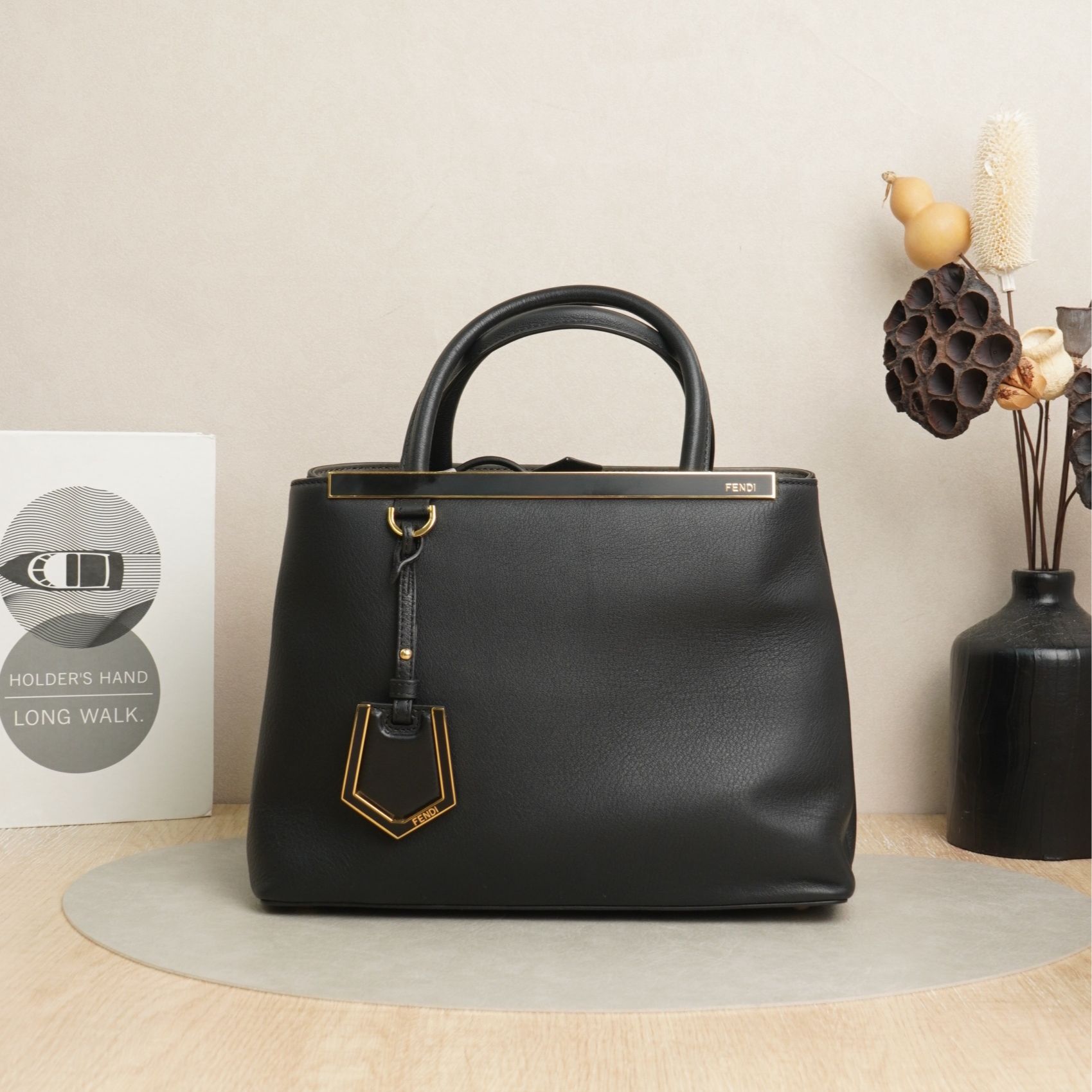 95新 FENDI/芬迪 芬迪2jours黑金羊皮/DS046001