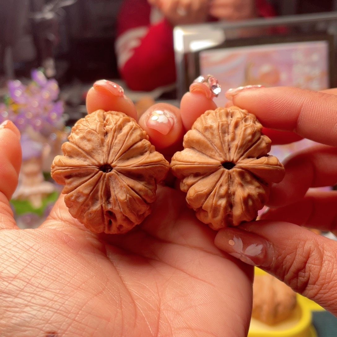 【闪购商品】文玩核桃把件甲骨文肚子40