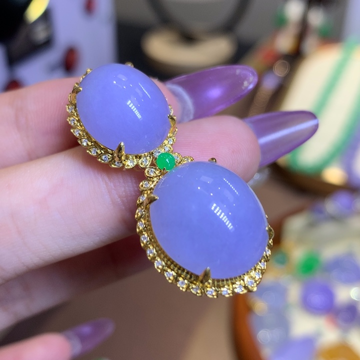 翡翠18K金镶嵌颈饰翡翠