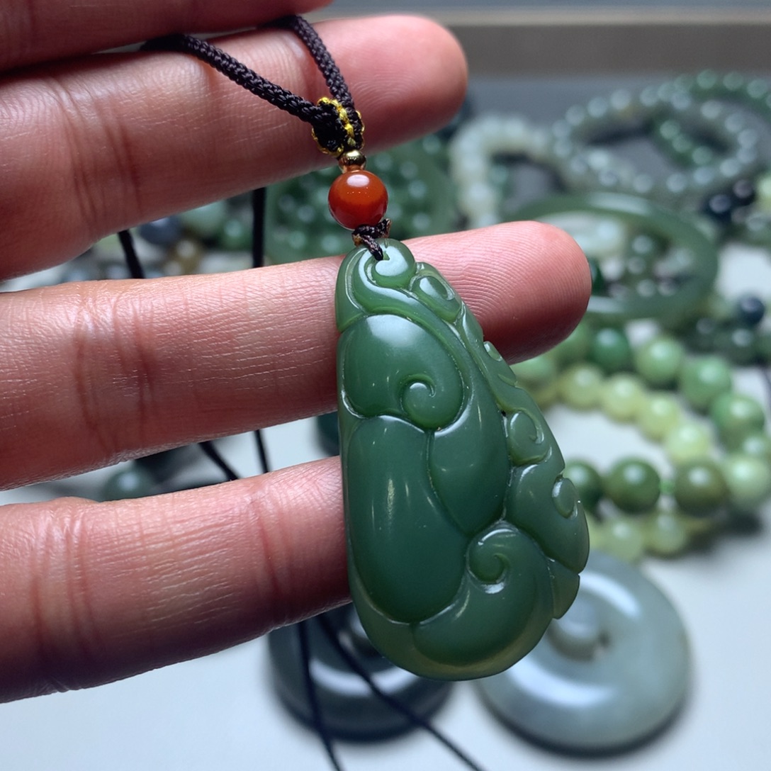 和田玉未镶嵌挂件