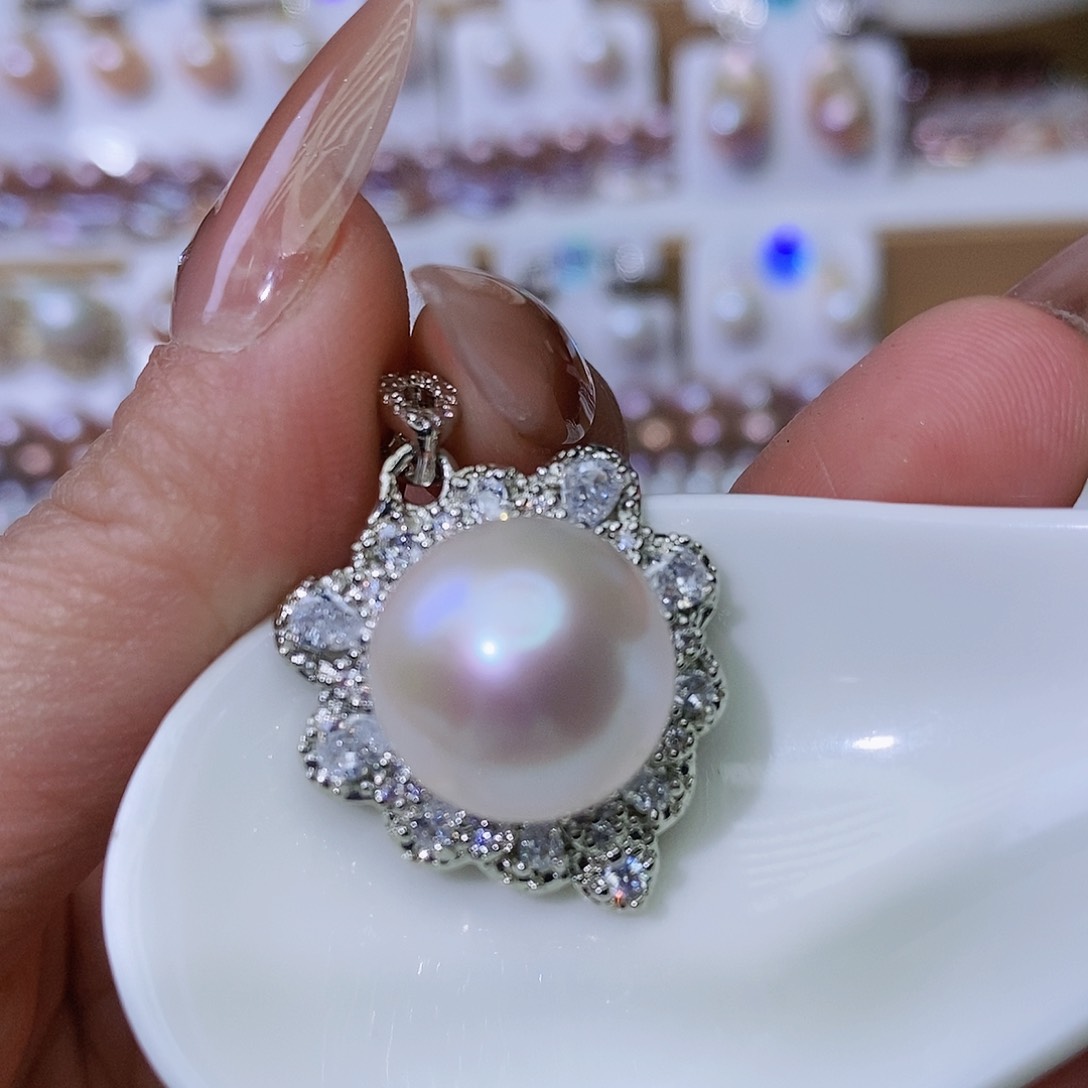 淡水珍珠颈饰合金