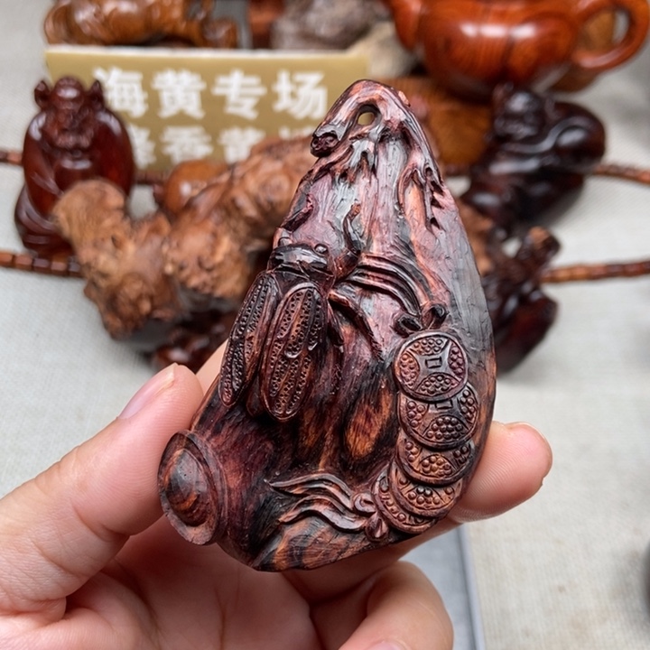 用***4把件黄花梨/降香黄檀