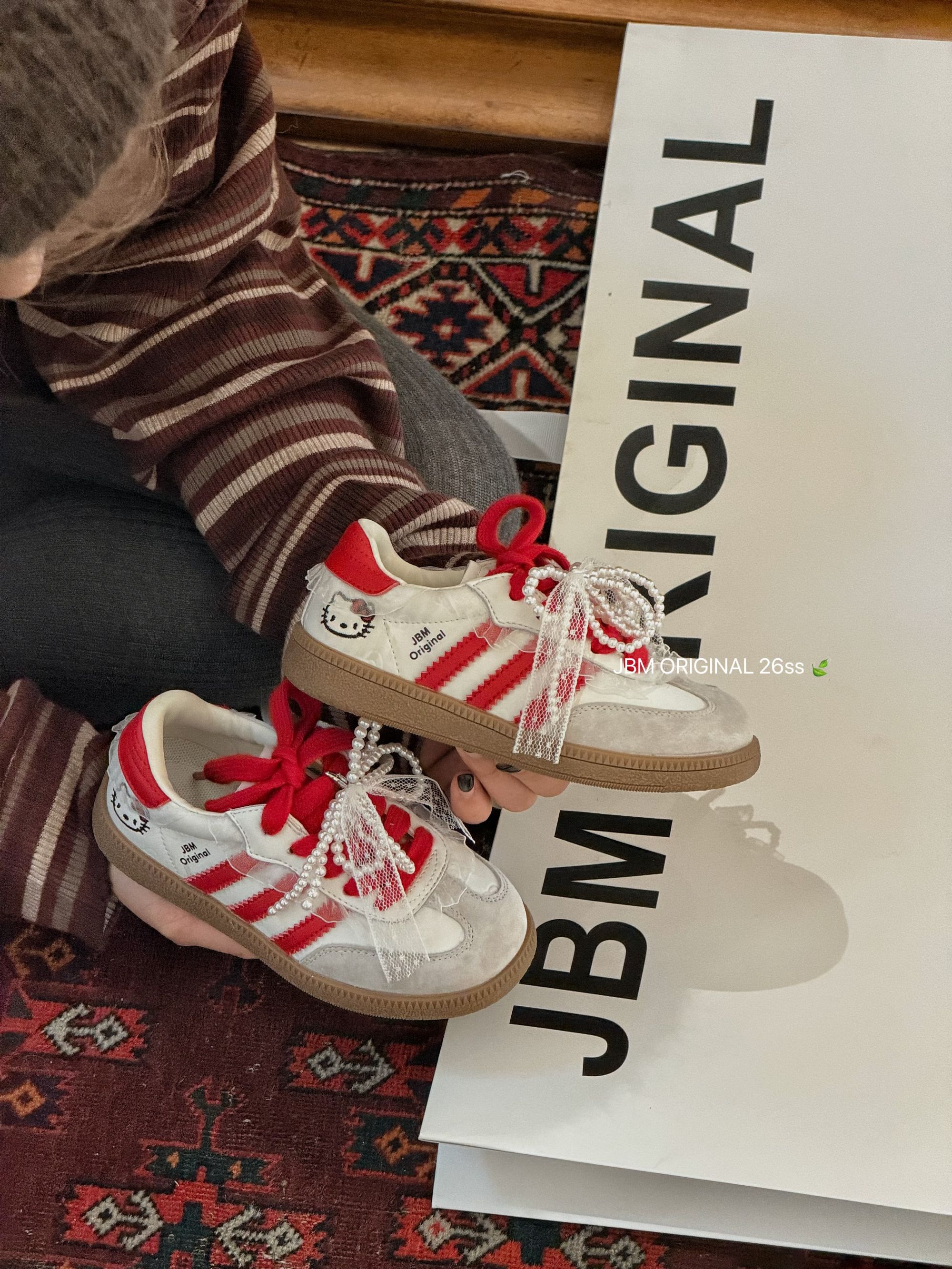 JBM 春季2026韩版魔术贴蕾丝珍珠童百搭中大童板鞋儿童时尚休闲鞋