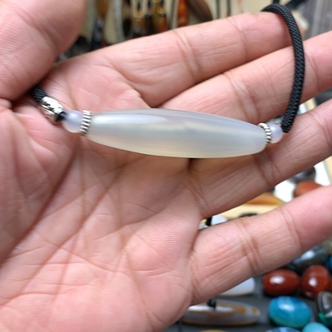 玛瑙/玉髓颈饰合金