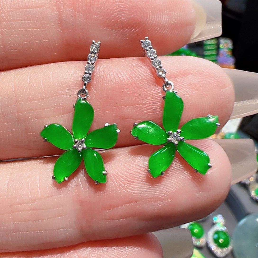 翡翠耳饰18K金镶嵌签收后24小时鉴赏期