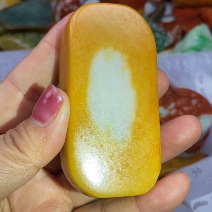 翡翠未镶嵌颈饰客****8