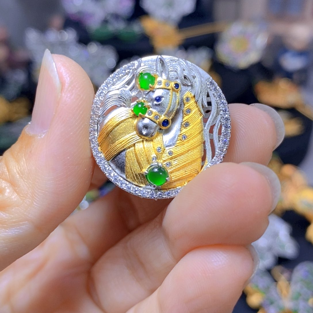 翡翠耳钉银S925镶嵌天然翡翠