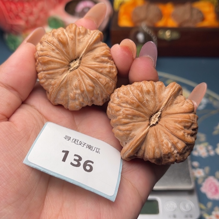 文玩核桃把件南瓜墩44.136