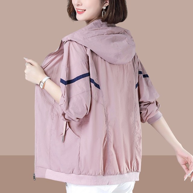 防晒衣女夏季薄款2025新款透气连帽衫妈妈装宽松短款开衫长袖外套