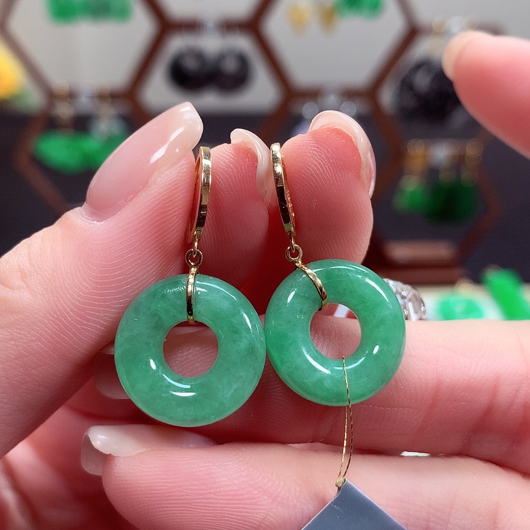 翡翠耳饰18K金镶嵌天然翡翠