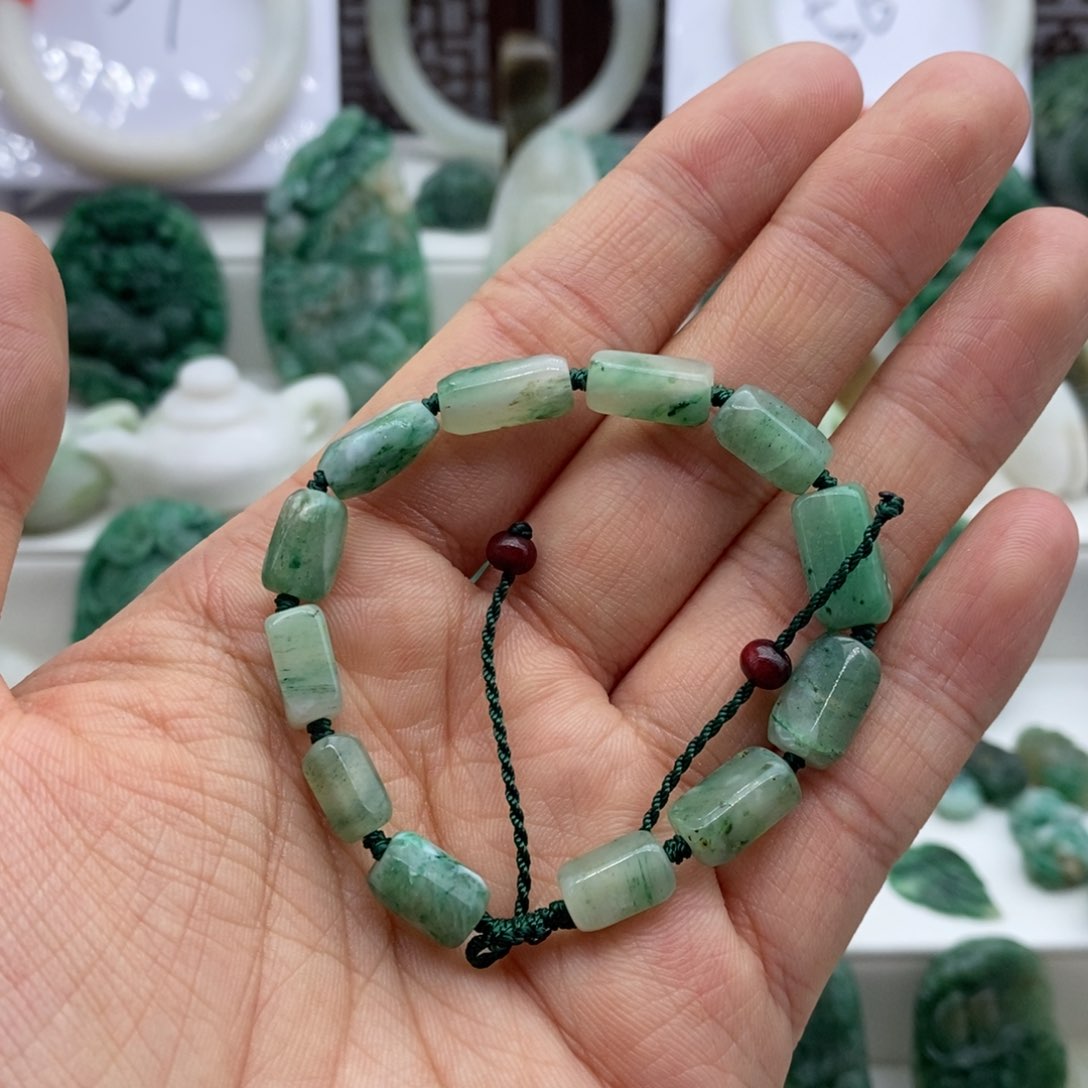 独山玉手绳未镶嵌