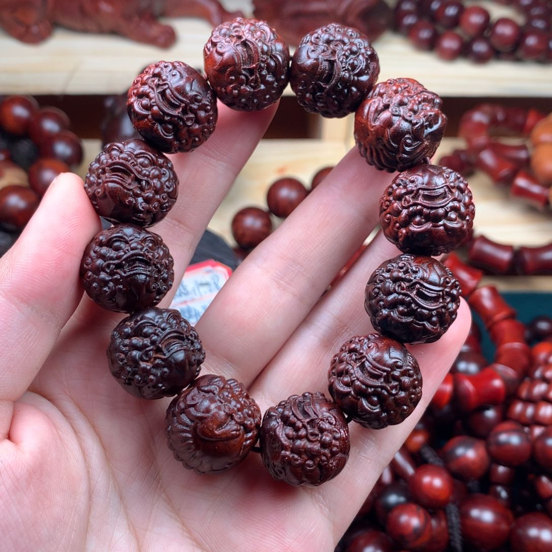 木2.0招财貔貅雕刻手串