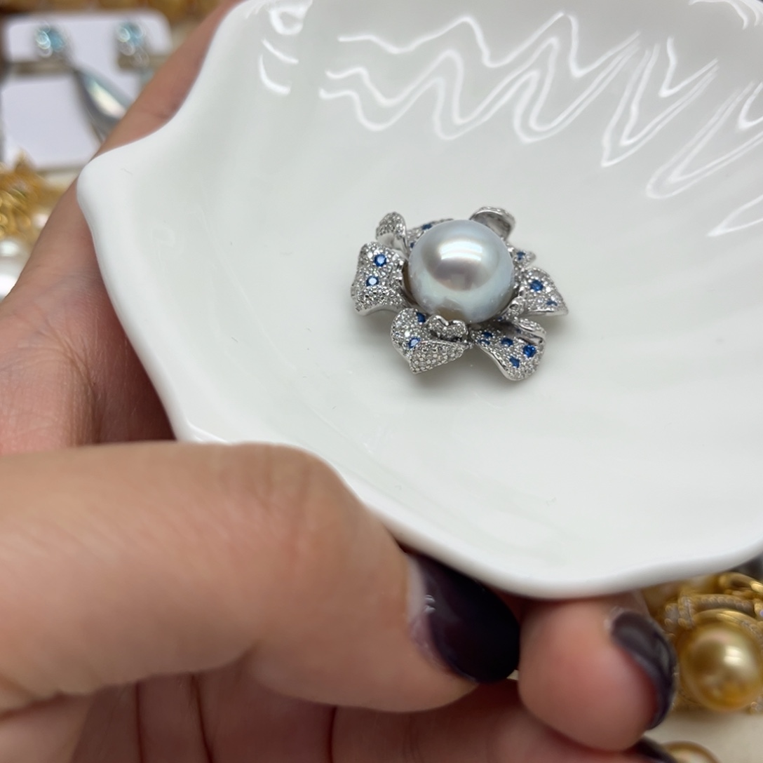 银S925镶嵌海水珍珠吊坠(不含链)