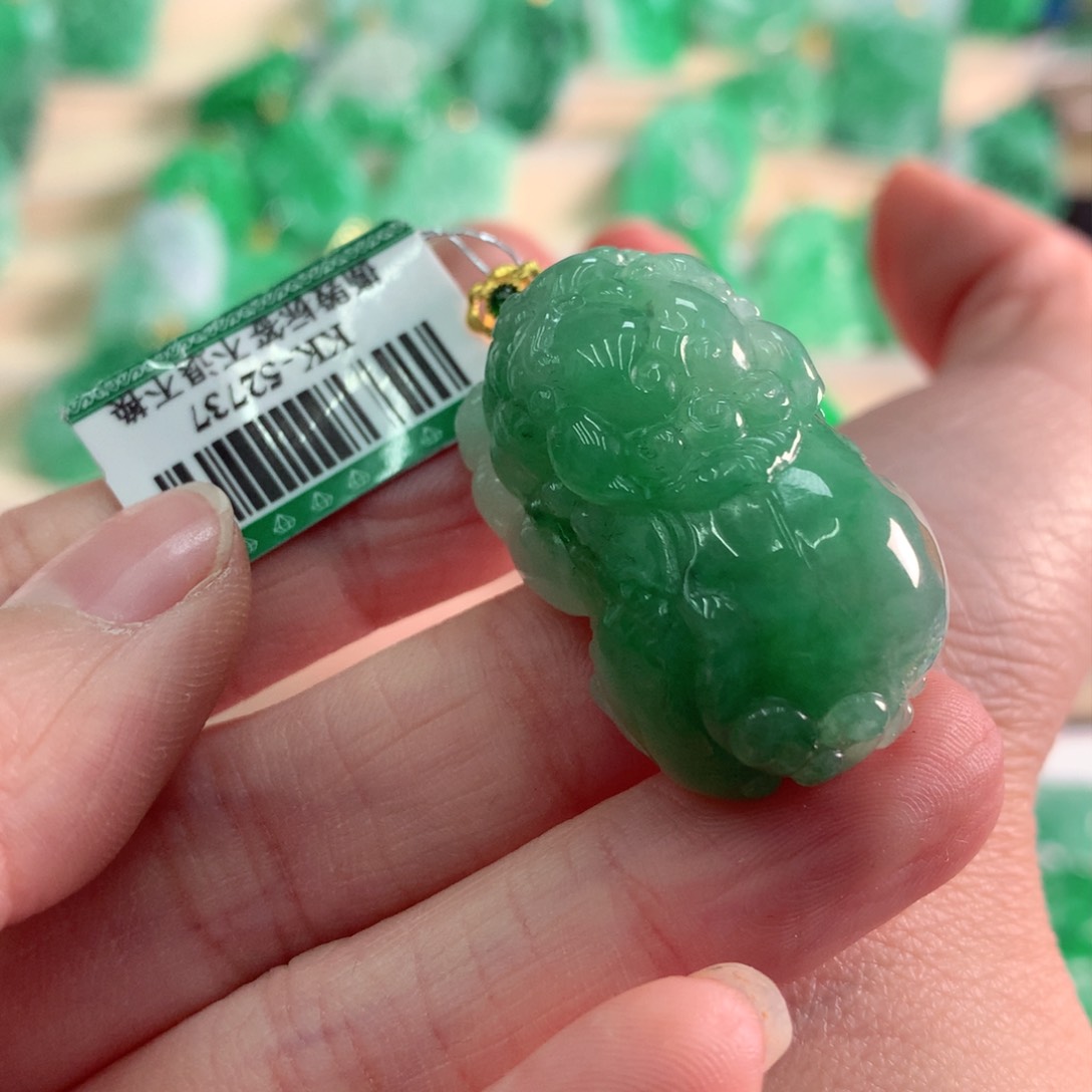 翡翠吊坠(不含链)18K金镶嵌