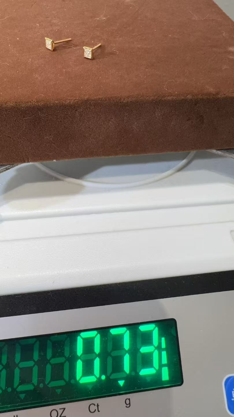 足金精品工艺耳饰