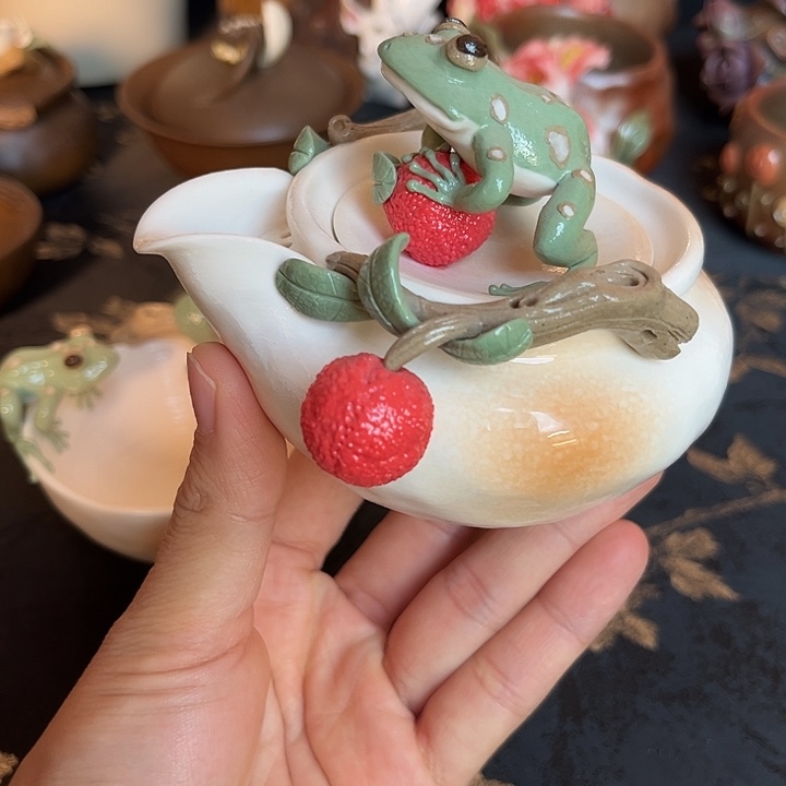 千玺造物青蛙宝瓶