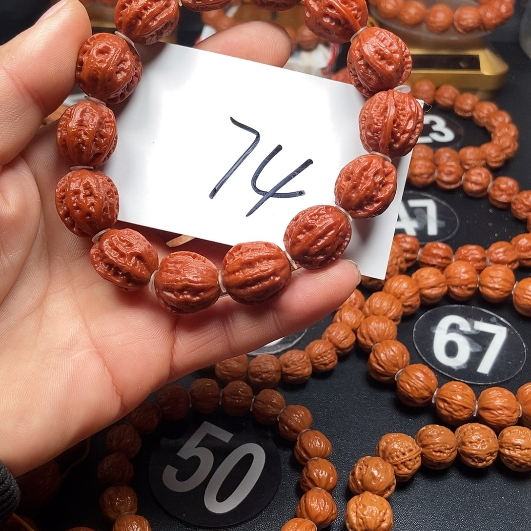 文玩核桃手串八棱18