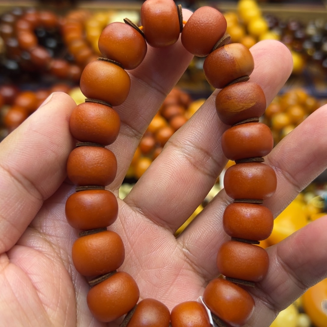 琥珀珠宝奇石未镶嵌