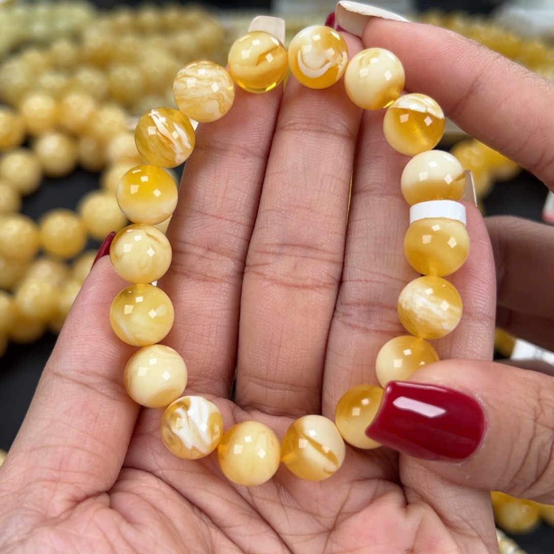 琥珀未镶嵌手链12.4克