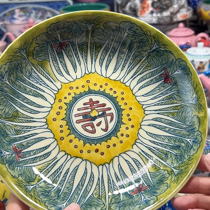 摆件瓷哈哈哈哈哈哈哈哈就哈哈