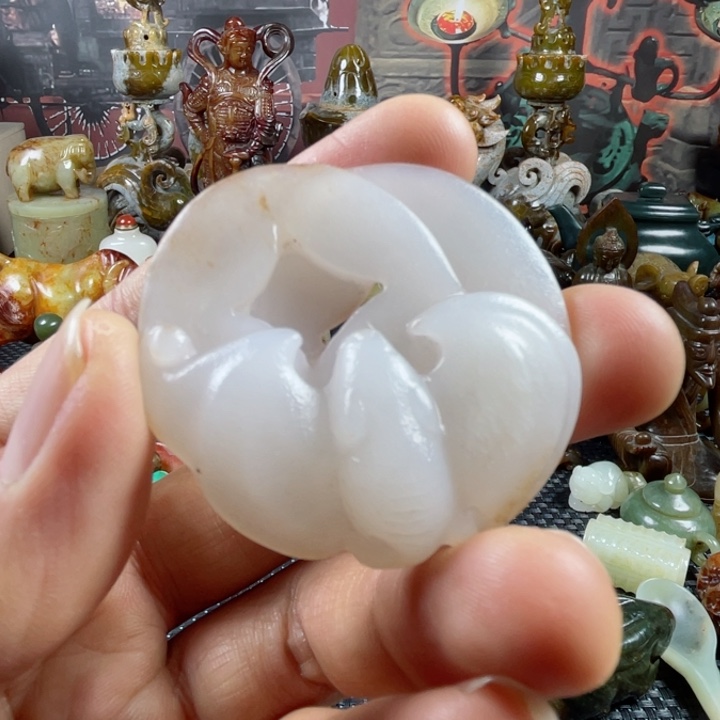 和田玉颈饰未镶嵌