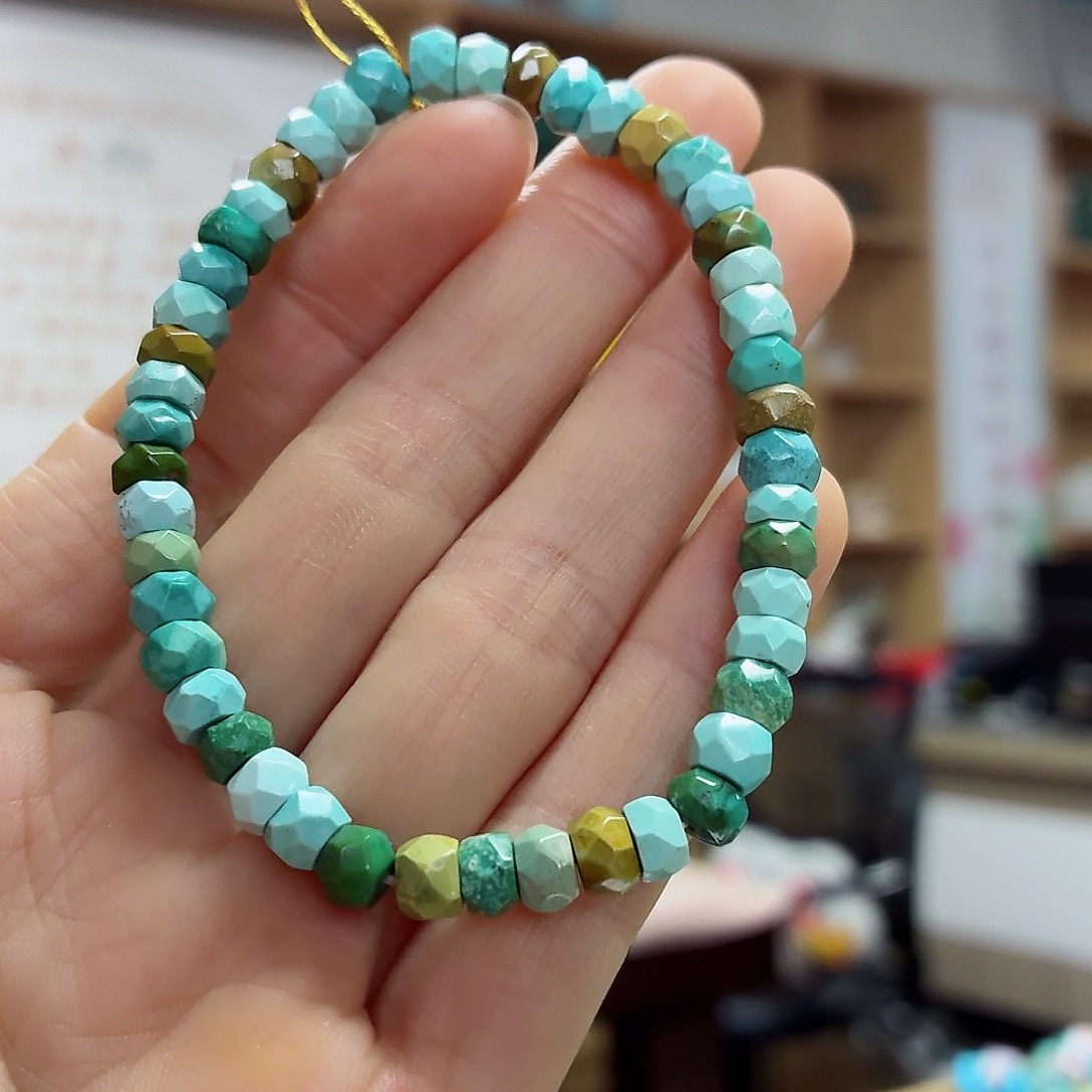 未镶嵌绿松石珠宝奇石