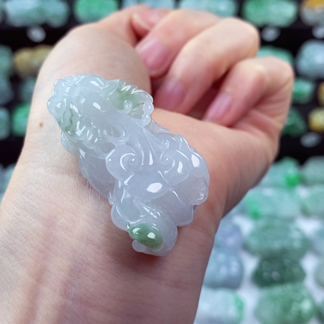 翡翠颈饰未镶嵌天然