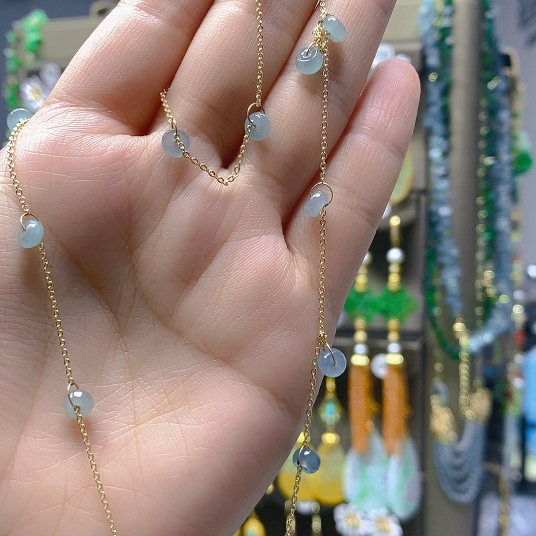 颈饰未镶嵌翡翠翡翠