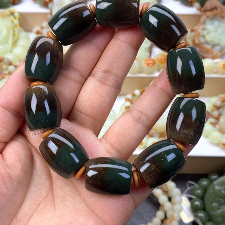 【闪购商品】透闪石质玉手串未镶嵌